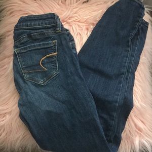 00 Short American Eagle jeggings
